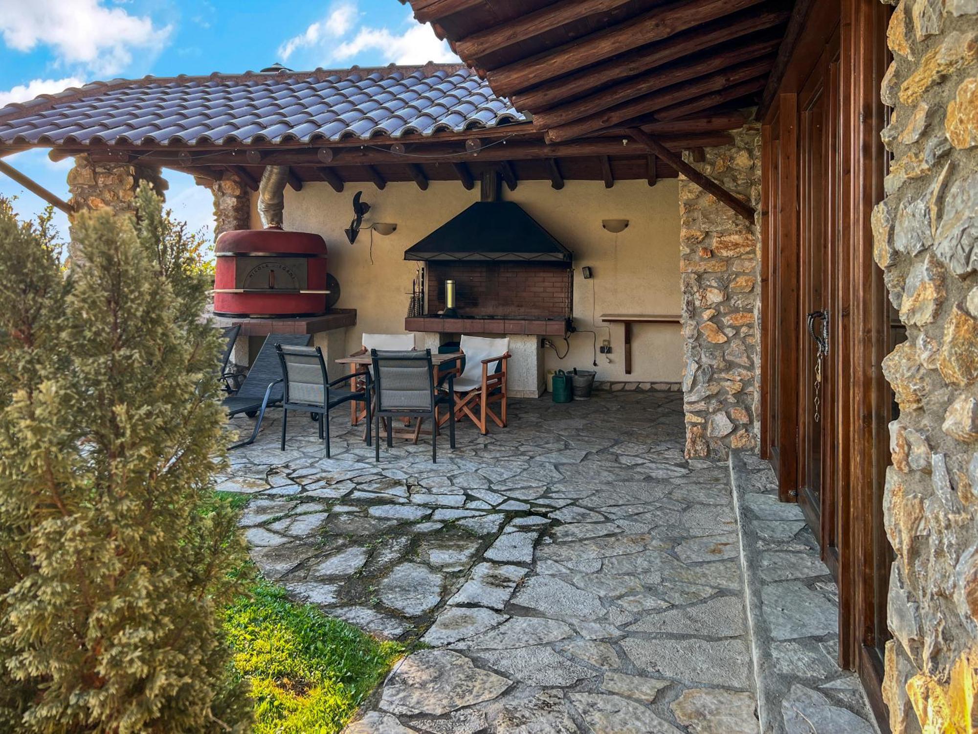 The Little Stone House By The Lake Kastoria Exterior photo