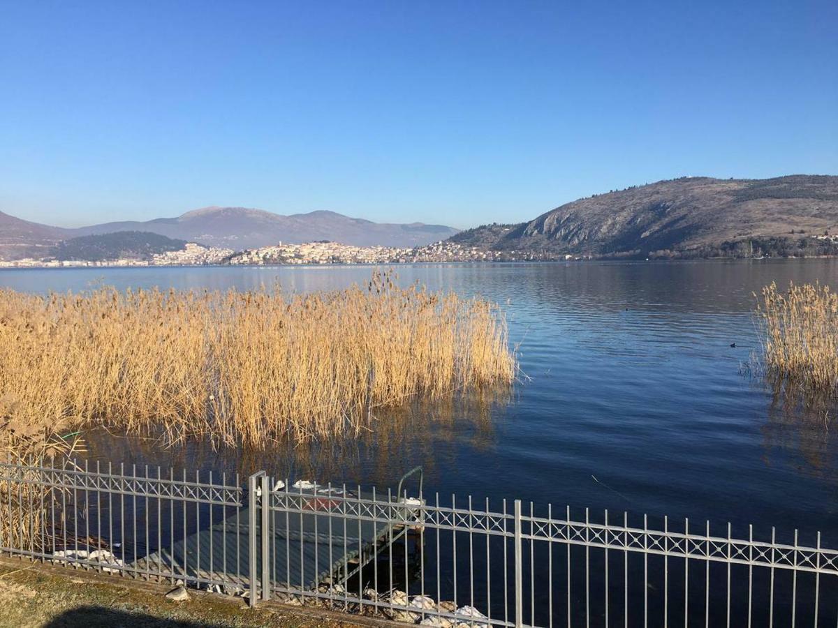 The Little Stone House By The Lake Kastoria Exterior photo