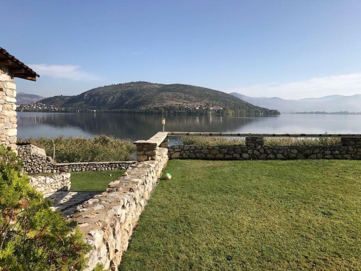 The Little Stone House By The Lake Kastoria Exterior photo